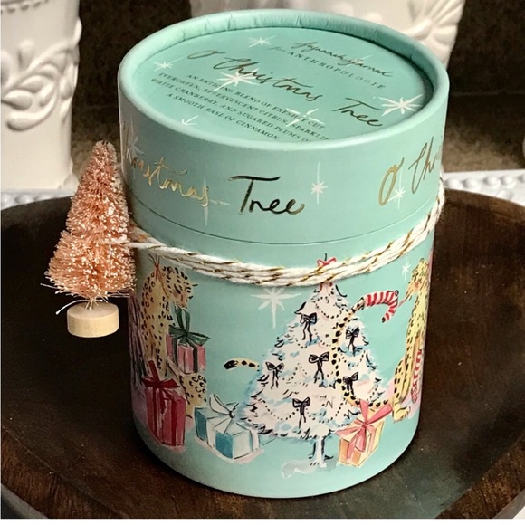 NEW ANTHROPOLOGIE O’ CHRISTMAS TREE CANDLE WILL SHIP IN TIME FOR CHRISTMAS 🎁🎄✨ - Picture 7 of 13